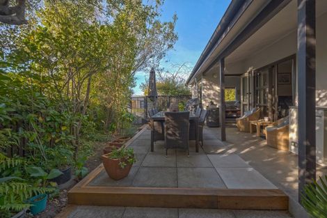 Photo of property in 34 James Cook Street, Havelock North, 4130