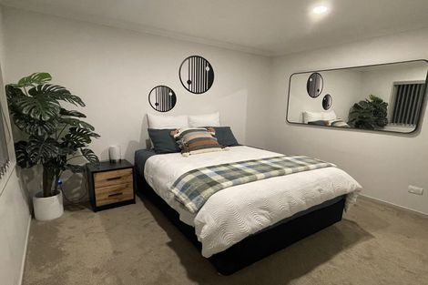 Photo of property in 22 Marwan Crescent, The Gardens, Auckland, 2105