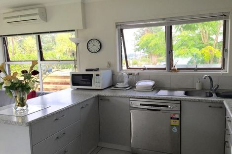 Photo of property in 1/240 Forrest Hill Road, Forrest Hill, Auckland, 0620
