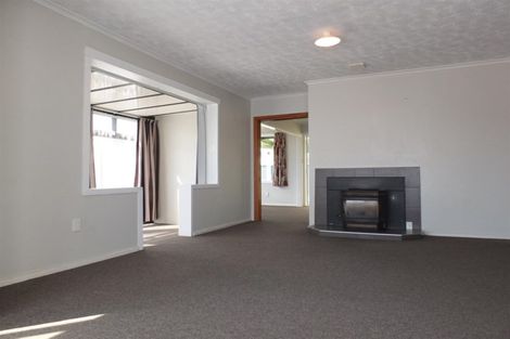 Photo of property in 1/50 Vancouver Crescent, Wainoni, Christchurch, 8061
