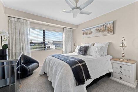 Photo of property in 28a Edward Avenue, Orewa, 0931