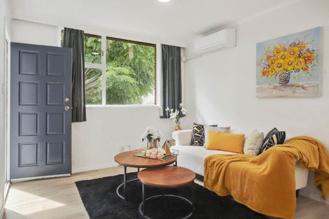 Photo of property in 2/49 Simkin Avenue, St Johns, Auckland, 1072