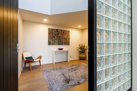 Photo of property in 17 Malloy Place, Eastern Beach, Auckland, 2012