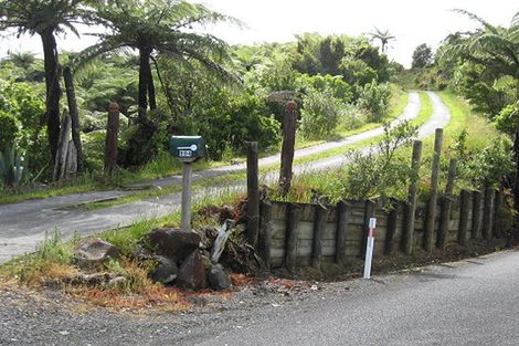 Photo of property in 894 Ponga Road, Opaheke, Papakura, 2584