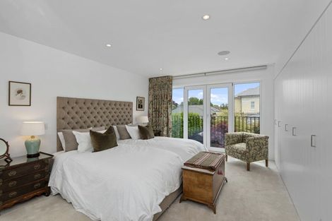 Photo of property in 62a Holly Road, St Albans, Christchurch, 8014