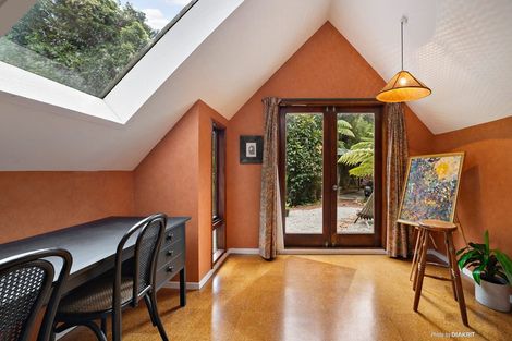 Photo of property in 30 Delhi Crescent, Khandallah, Wellington, 6035