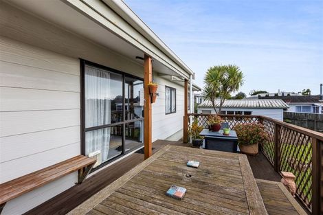 Photo of property in 27a Silvan Place, Bell Block, New Plymouth, 4312