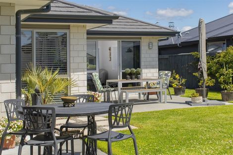Photo of property in 10 Montia Close, Papamoa Beach, Papamoa, 3118