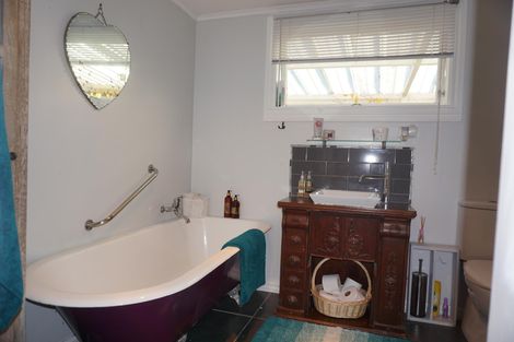 Photo of property in 556 Great South Road, Huntly, 3700