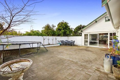 Photo of property in 7 Saint Hildas Glade, Tawa, Wellington, 5028