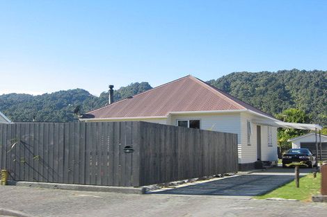 Photo of property in 15 Firth Street, Cobden, Greymouth, 7802