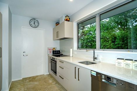 Photo of property in 2/15 Taylors Avenue, Bryndwr, Christchurch, 8052