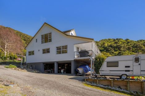 Photo of property in 269 Moetapu Bay Road, Moetapu Bay, Picton, 7282