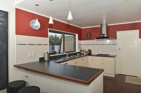 Photo of property in 10 Barclay Place, Te Kamo, Whangarei, 0112