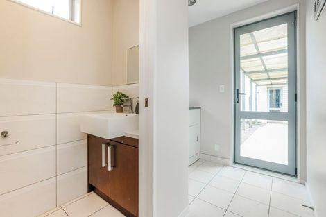 Photo of property in 208 Porchester Road, Takanini, 2112