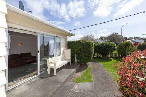 Photo of property in 170 Arawhata Road, Paraparaumu, 5032