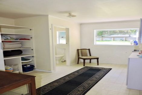 Photo of property in 8 Saint Catherines Terrace, Tawa, Wellington, 5028