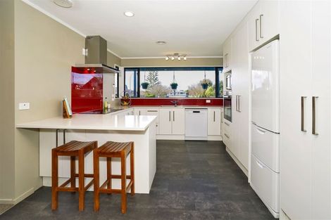 Photo of property in 32 Ronald Court, Pukete, Hamilton, 3200