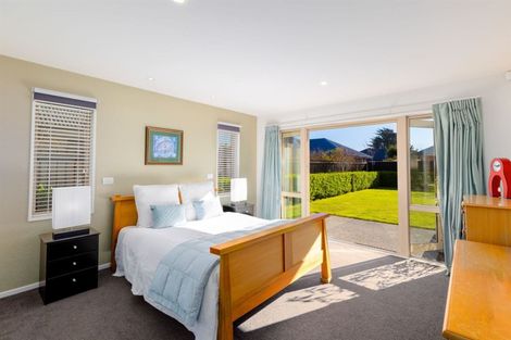 Photo of property in 14 Stationmasters Way, Prebbleton, 7604