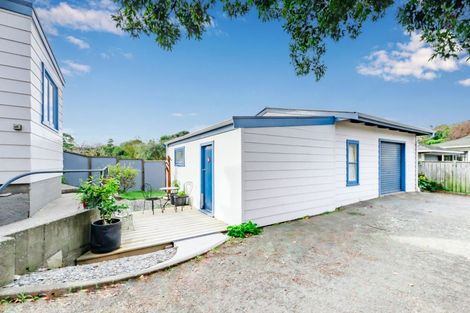 Photo of property in 36 Moana Road, Paraparaumu, 5032