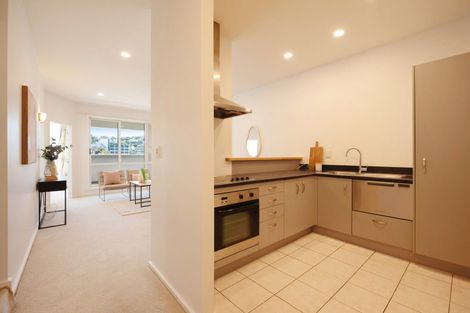 Photo of property in Stadium Garden Flats, 304/107 Thorndon Quay, Pipitea, Wellington, 6011