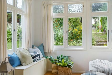 Photo of property in 42 Field Way, Waikanae Beach, Waikanae, 5036