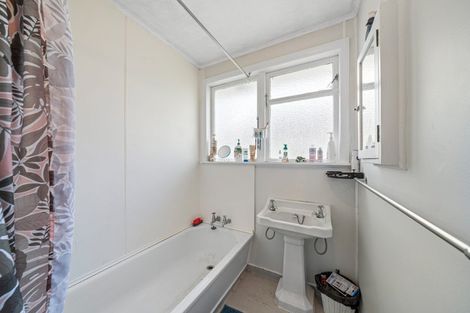 Photo of property in 12 Ngahue Crescent, Elsdon, Porirua, 5022