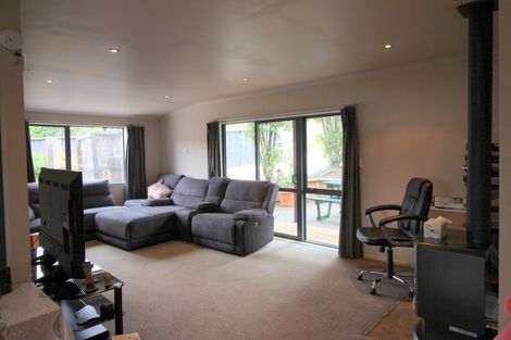 Photo of property in 35 Shields Street, Clyde, 9330