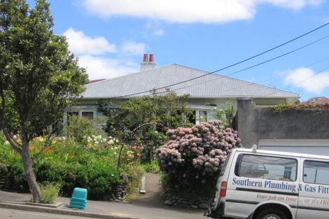 Photo of property in 10 Rimu Road, Kelburn, Wellington, 6012