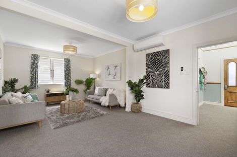 Photo of property in 66 Overtoun Terrace, Hataitai, Wellington, 6021