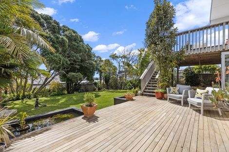 Photo of property in 105 Kowhai Road, Mairangi Bay, Auckland, 0630