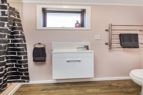 Photo of property in 34 Wye Street, Island Bay, Wellington, 6023