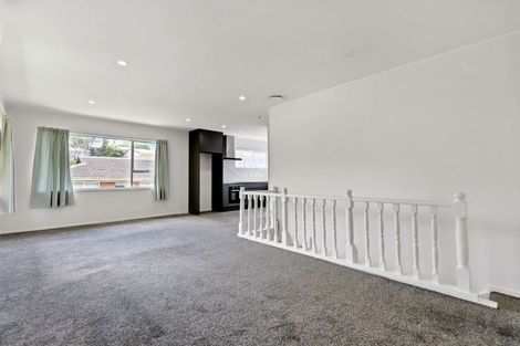 Photo of property in 2/42 Sheridan Drive, New Lynn, Auckland, 0600