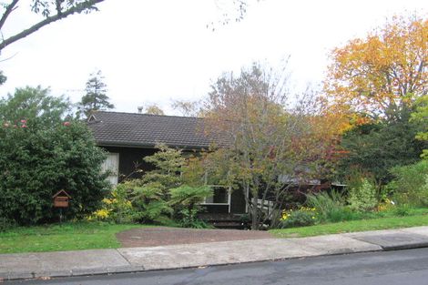 Photo of property in 6 St Ives Terrace, Mairangi Bay, Auckland, 0630