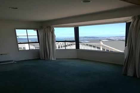 Photo of property in 38 Gurkha Crescent, Khandallah, Wellington, 6035