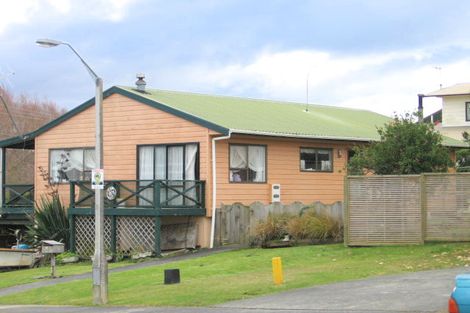 Photo of property in 2 Tamatea Drive, Snells Beach, 0920