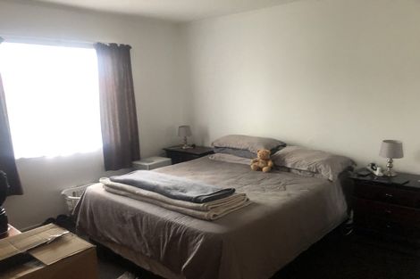 Photo of property in 89 Gossamer Drive, Pakuranga Heights, Auckland, 2010