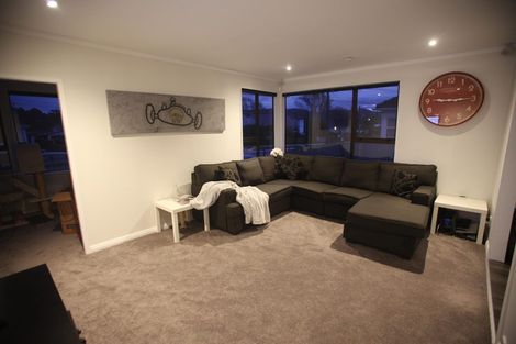 Photo of property in 12 Shearer Crescent, Naenae, Lower Hutt, 5011