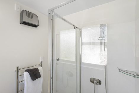 Photo of property in 60 Hansons Lane, Upper Riccarton, Christchurch, 8041