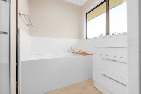 Photo of property in 376 River Road, Claudelands, Hamilton, 3214