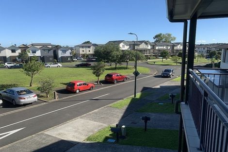 Photo of property in 5/1 Opito Way, East Tamaki, Auckland, 2013