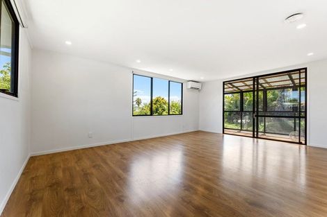 Photo of property in 134 Stanmore Bay Road, Stanmore Bay, Whangaparaoa, 0932