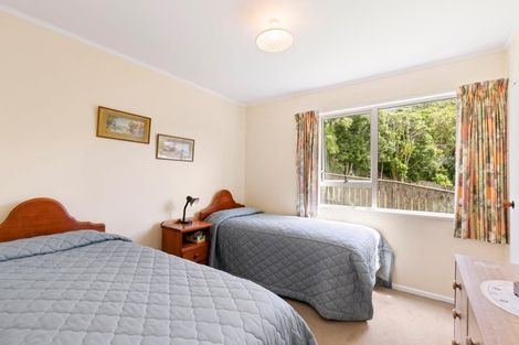 Photo of property in 9 Epping Grove, Karori, Wellington, 6012