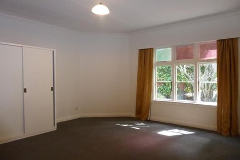 Photo of property in 98 Waterloo Road, Hutt Central, Lower Hutt, 5010