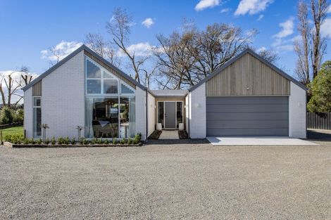 Photo of property in 69b Douglas Road, Amberley, 7410