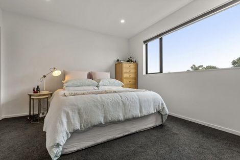 Photo of property in 18d St Michaels Avenue, Point Chevalier, Auckland, 1022