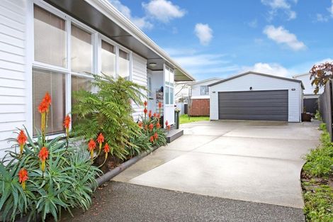 Photo of property in 3 Olive Crescent, Papatoetoe, Auckland, 2025