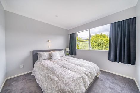 Photo of property in 6 Brightwater Crescent, Totara Park, Upper Hutt, 5018