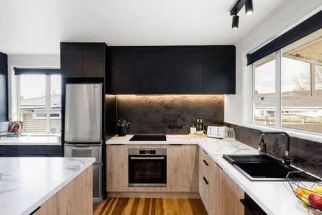 Photo of property in 33 Urlich Avenue, Melville, Hamilton, 3206