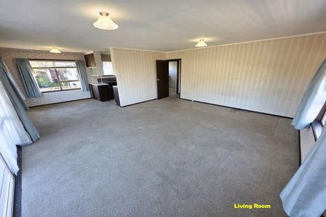 Photo of property in 42 Miltonia Avenue, Te Atatu South, Auckland, 0610